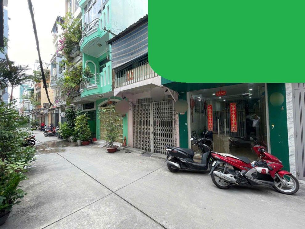 Bán nhà HXH 5m sát mặt tiền Trần Hưng Đạo, P, Cầu Ông Lãnh, TPHCM, 35m2, 2 tầng, giá rẻ