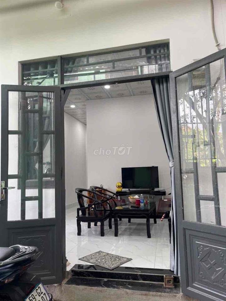 bán căn nhà vi bằng gác lửng có 2 pn. khu dân cư hiên hữu. dt 4x12