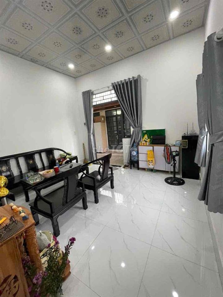 bán căn nhà vi bằng gác lửng có 2 pn. khu dân cư hiên hữu. dt 4x12