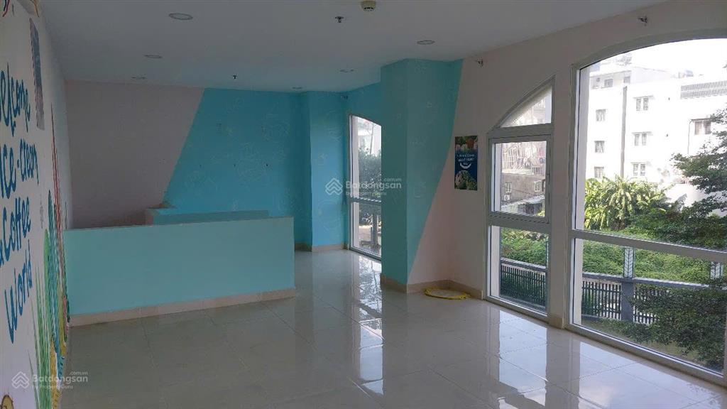 Bán gấp shophouse căn góc, 2 mặt, 79,2m2 tại dream home palace nhiều tiện ích