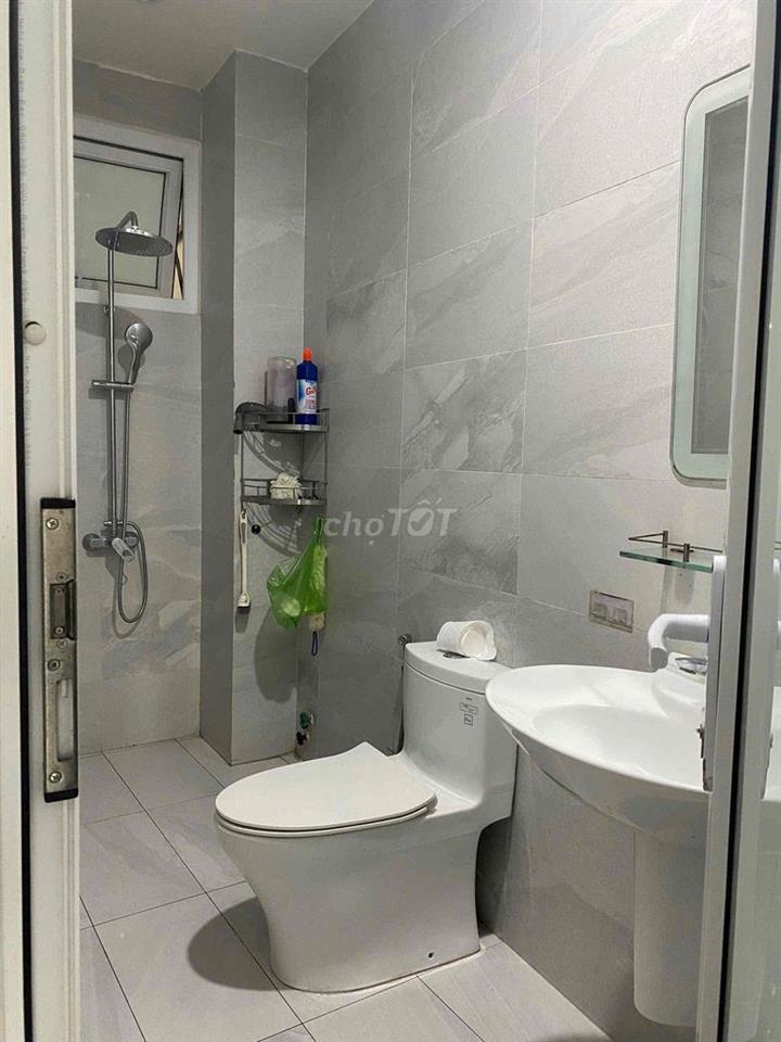 nhà 3 tầng kiêmg cố ngay trung tâm Hải Châu. đường Nam Sơn 4