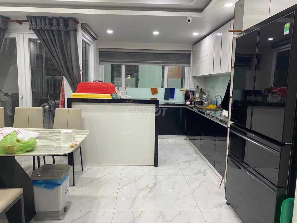 nhà 3 tầng kiêmg cố ngay trung tâm Hải Châu. đường Nam Sơn 4