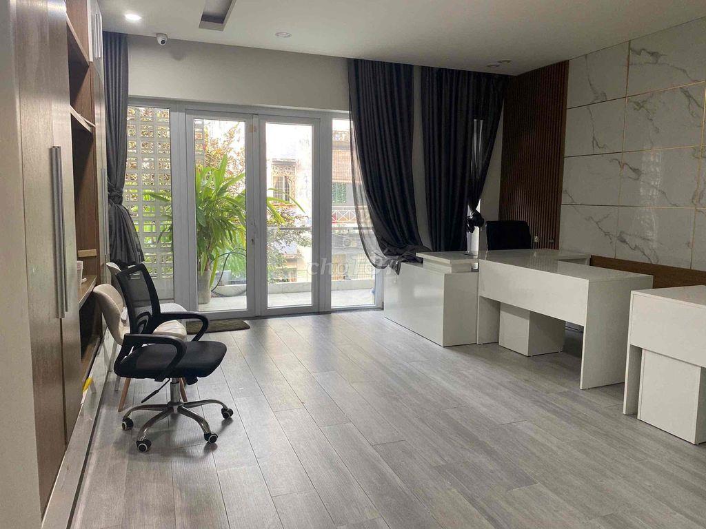 nhà 3 tầng kiêmg cố ngay trung tâm Hải Châu. đường Nam Sơn 4
