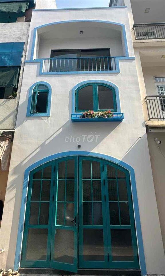 nhà kiệt ô tô Núi Thành quận Hải Châu