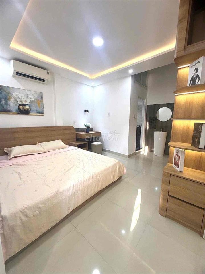 bán nhà 3 tầng kiệt Núi Thành. nhà đẹp. trung tâm thành phố