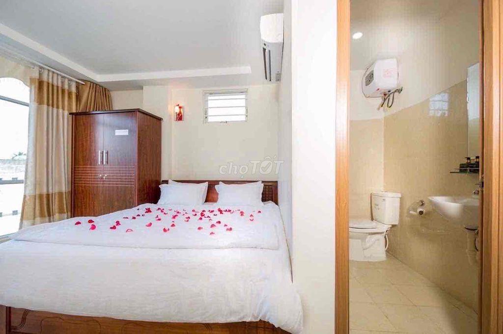 bán khách sạn 5 tầng đường Ông Ích Khiêm, gần biển Nguyễn Tất Thành