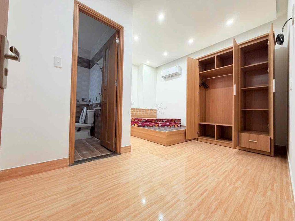 cho thuê nhà 3 tầng mặt tiền Yên Khê. gần mẹ Nhu