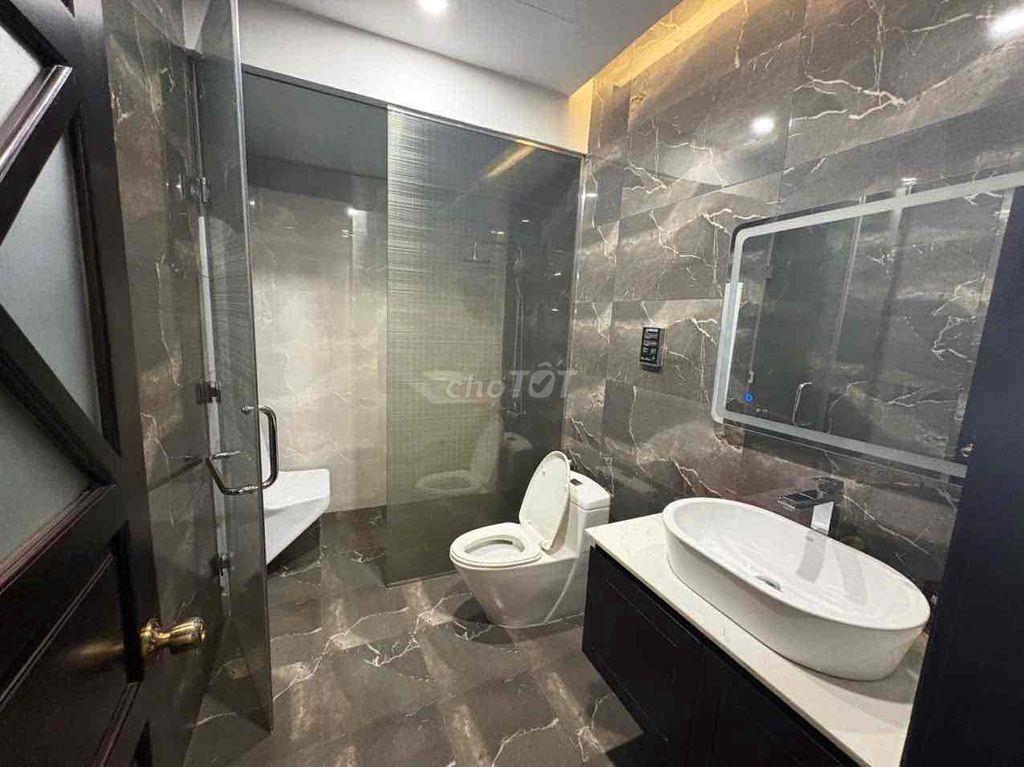 Cho Thuê Biệt Thự  • Mặt tiền đường Hàn Thuyên, Hòa Cường