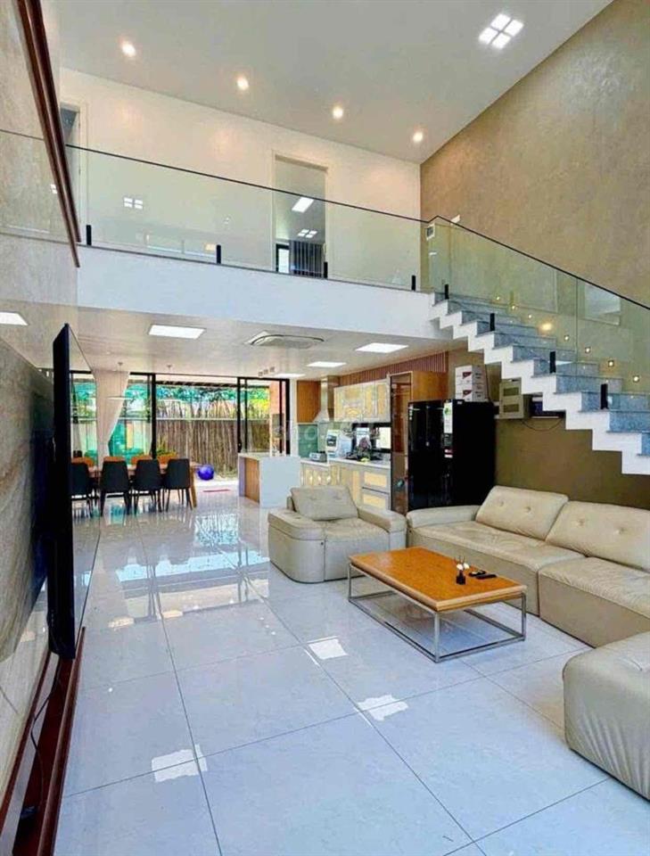 Cho Thuê Biệt Thự  • Mặt tiền đường Văn Tiến Dũng, Đà Nẵng