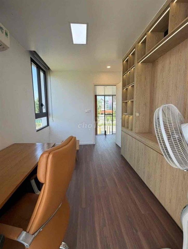 Cho Thuê Biệt Thự  • Mặt tiền đường Văn Tiến Dũng, Đà Nẵng