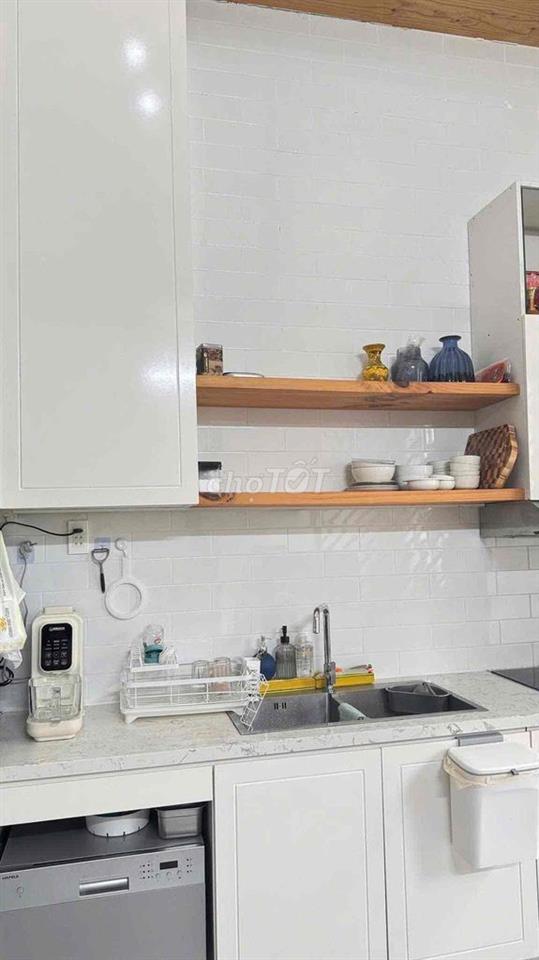 Cho Thuê Nhà .Mặt tiền đường Hoàng Thị Ái, Hoà Xuân