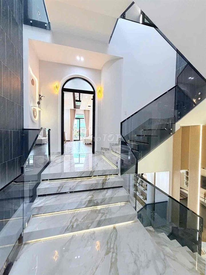 CHO THUÊ BIỆT THỰ 3 TẦNG – HỒ TÙNG MẬU, GẦN CÔNG VIÊN NGUYỄN SINH SẮC