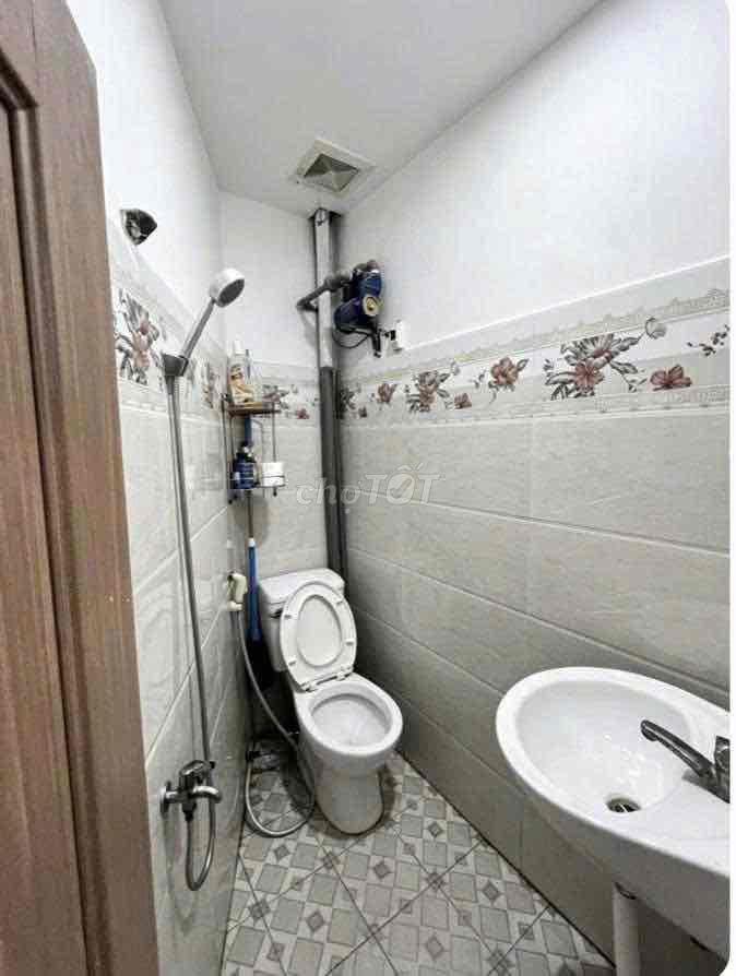 Cho Thuê Nhà • Kiệt đường Văn Cao gần bờ hồ Hàm Nghi, Thanh khê