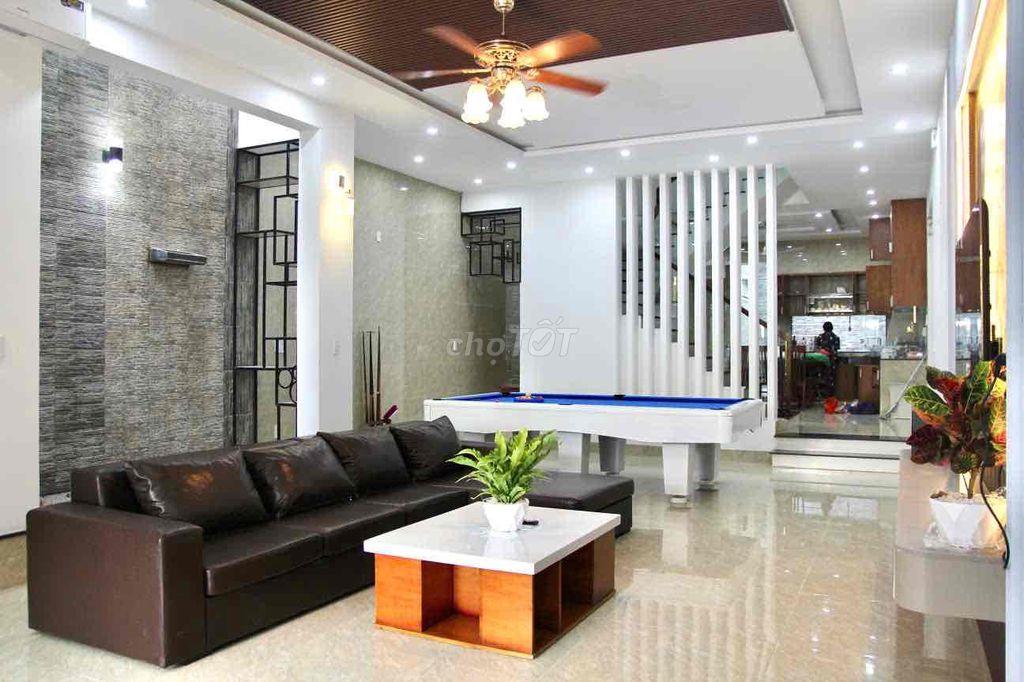 CHO THUÊ BIỆT THỰ HỒ BƠI SÂN VƯỜN 6 PN MẶT TIỀN HỒ XUÂN HƯƠNG