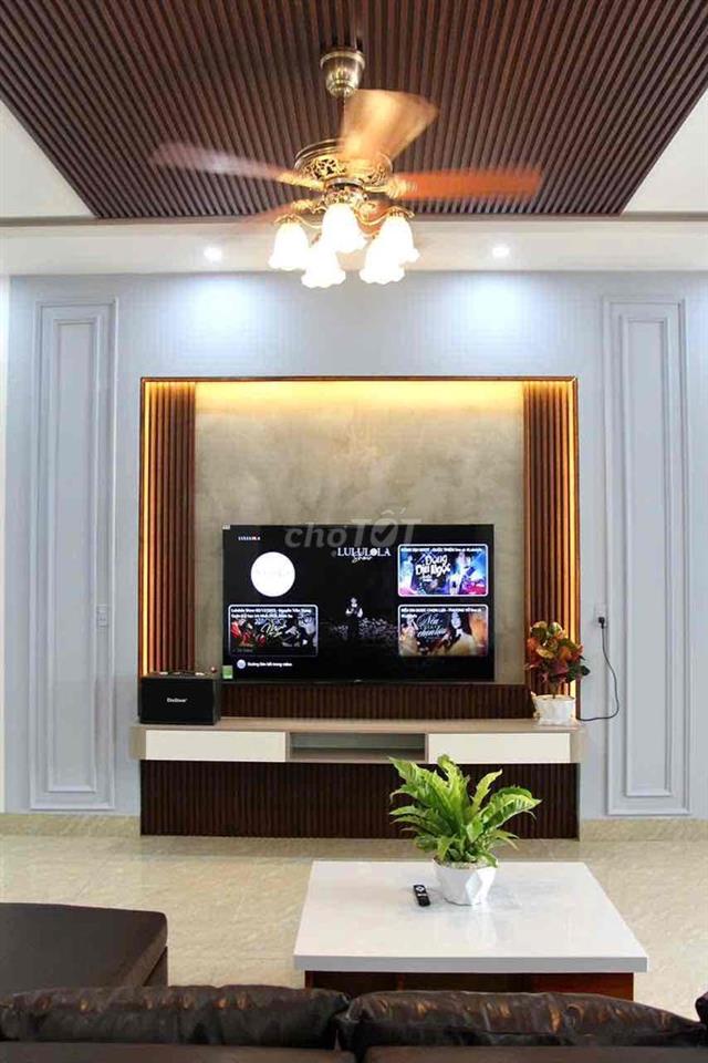 CHO THUÊ BIỆT THỰ HỒ BƠI SÂN VƯỜN 6 PN MẶT TIỀN HỒ XUÂN HƯƠNG
