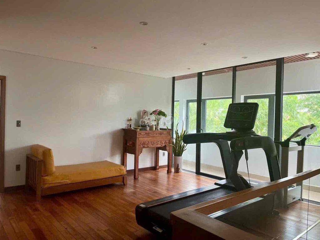 CHO THUÊ VILLA EURO VILLAGE 1  Villa 4 phòng - 4 wc, có thang máy