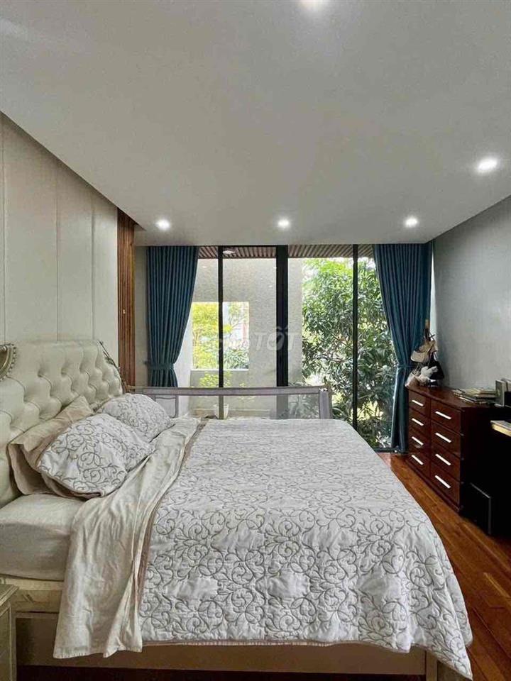 CHO THUÊ VILLA EURO VILLAGE 1  Villa 4 phòng - 4 wc, có thang máy