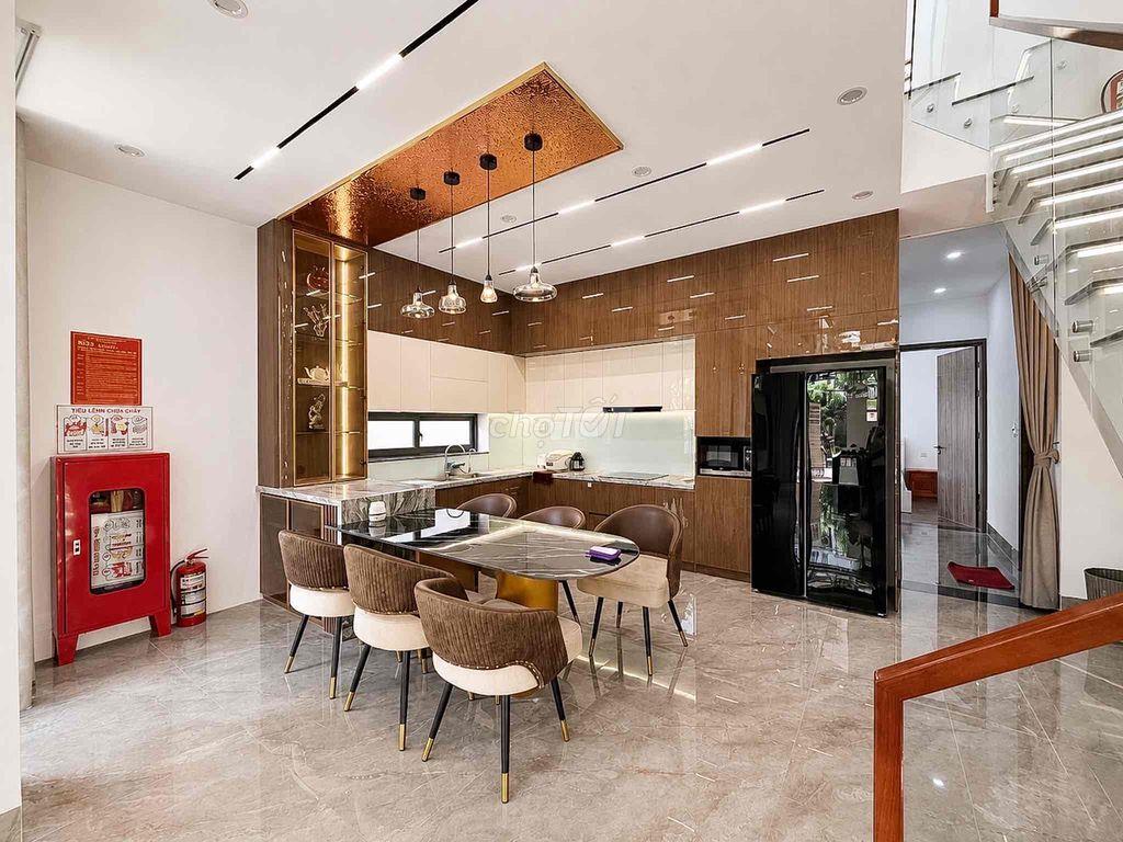 bán Villa 2 mặt tiền đường Nguyễn Sơn gần siêu thị  Lottemart