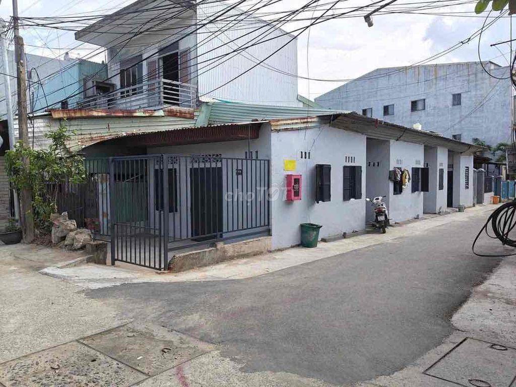 BÁN DÃY TRỌ 7 PHÒNG 2 MẶT TIỀN. cuối đường Bàu Mạc 18