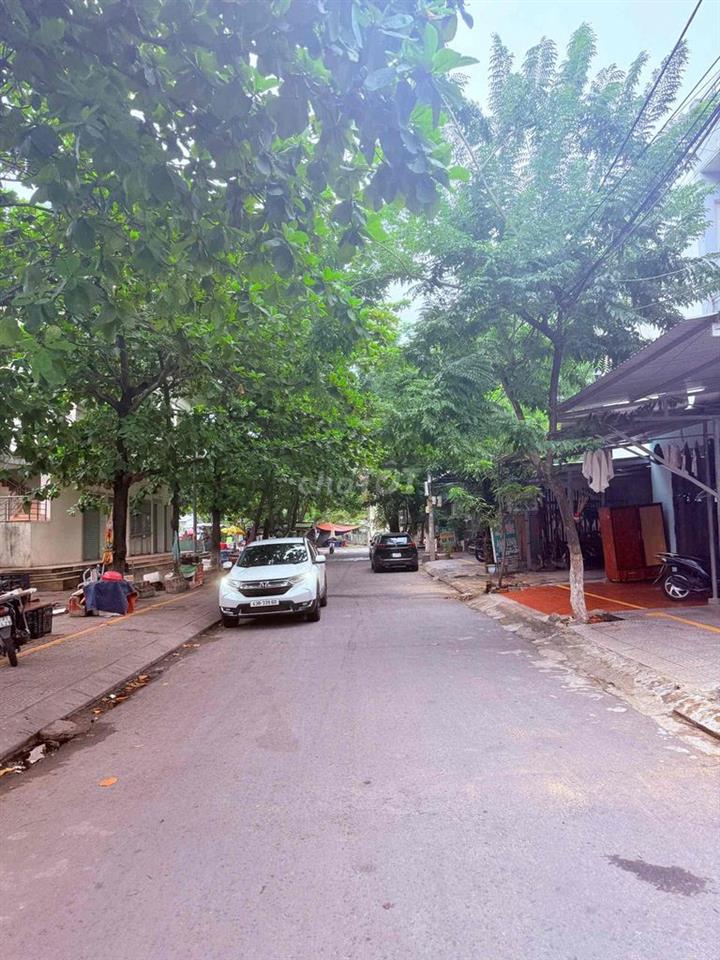 Bán đất mặt tiền Xuân Thiều 4. Cạnh chợ Nam Ô. Dễ kinh doanh, dân cư đ