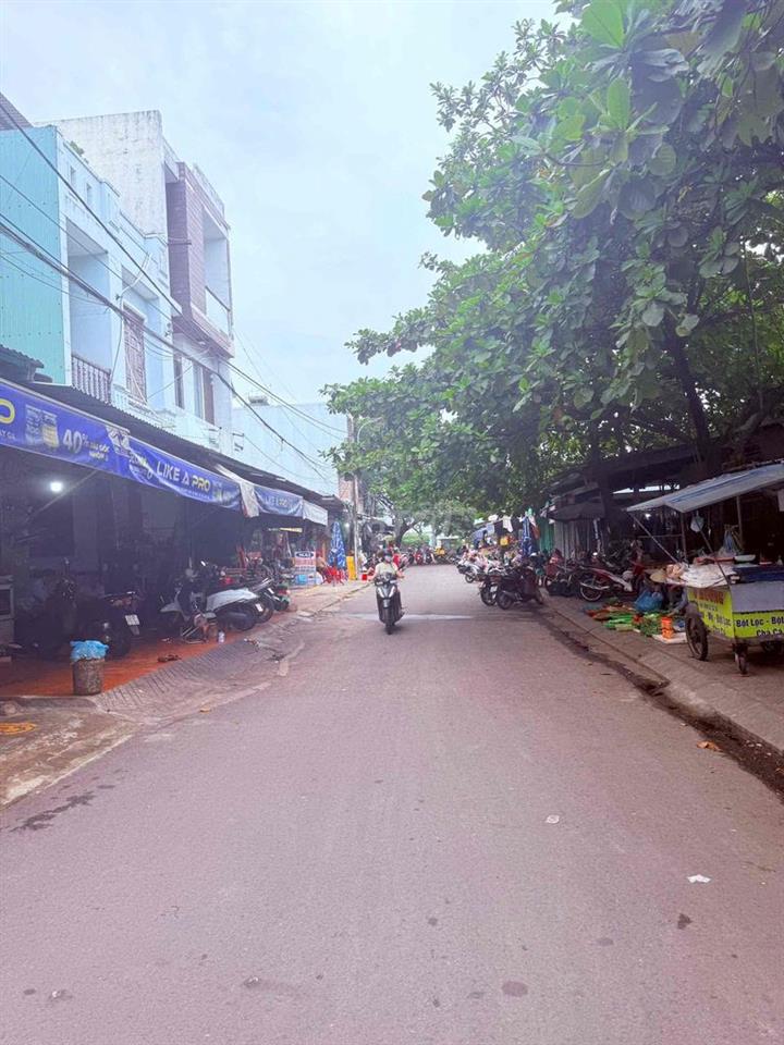 Bán đất mặt tiền Xuân Thiều 4. Cạnh chợ Nam Ô. Dễ kinh doanh, dân cư đ