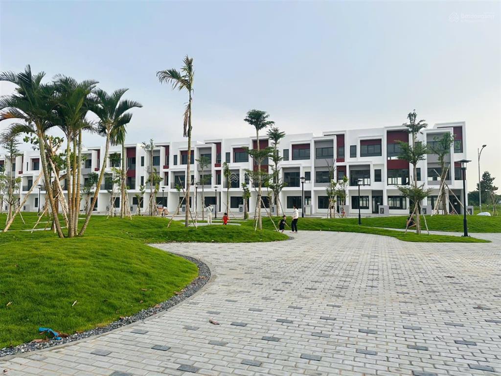 Bán đất nền dự án tại stella mega city, 1,85 tỷ, 102,2 m2, nhiều tiện ích