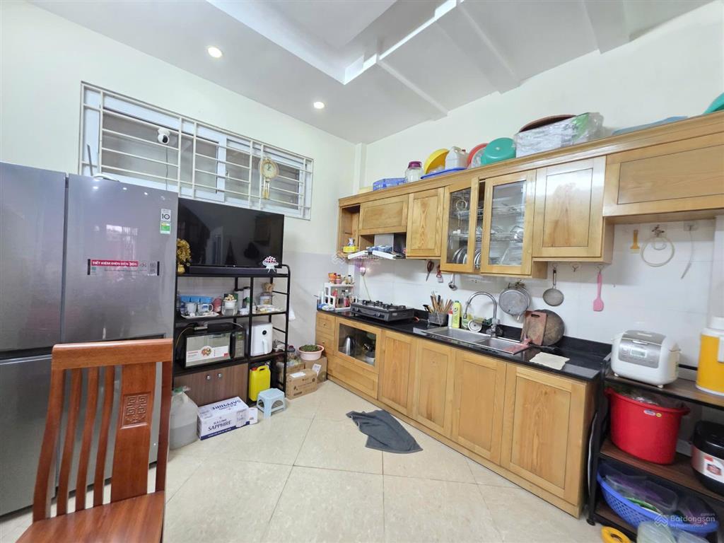 Bán nhà phố nguyễn khánh toàn 40m2 5 tầng ô tô đỗ cửa giá 12,2 tỷ