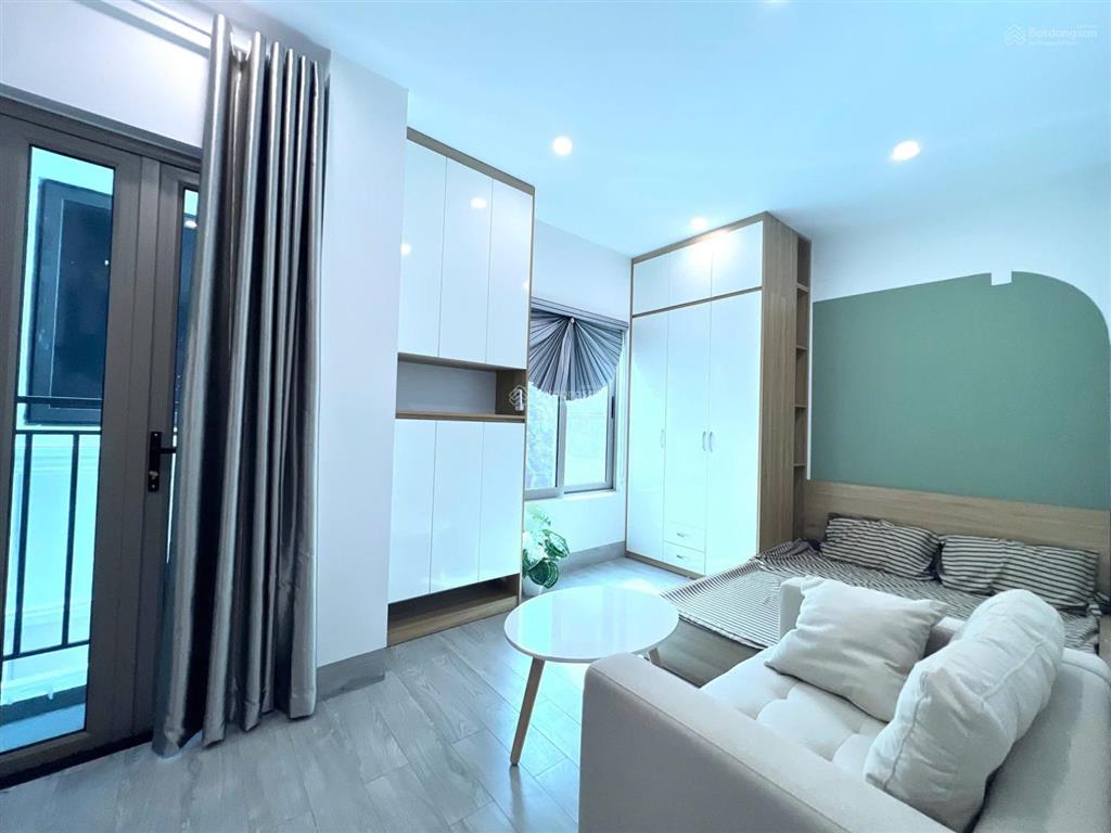 Bán nhà ngõ 290 kim mã lô góc 7 tầng thang máy dòng tiền 100tr/tháng