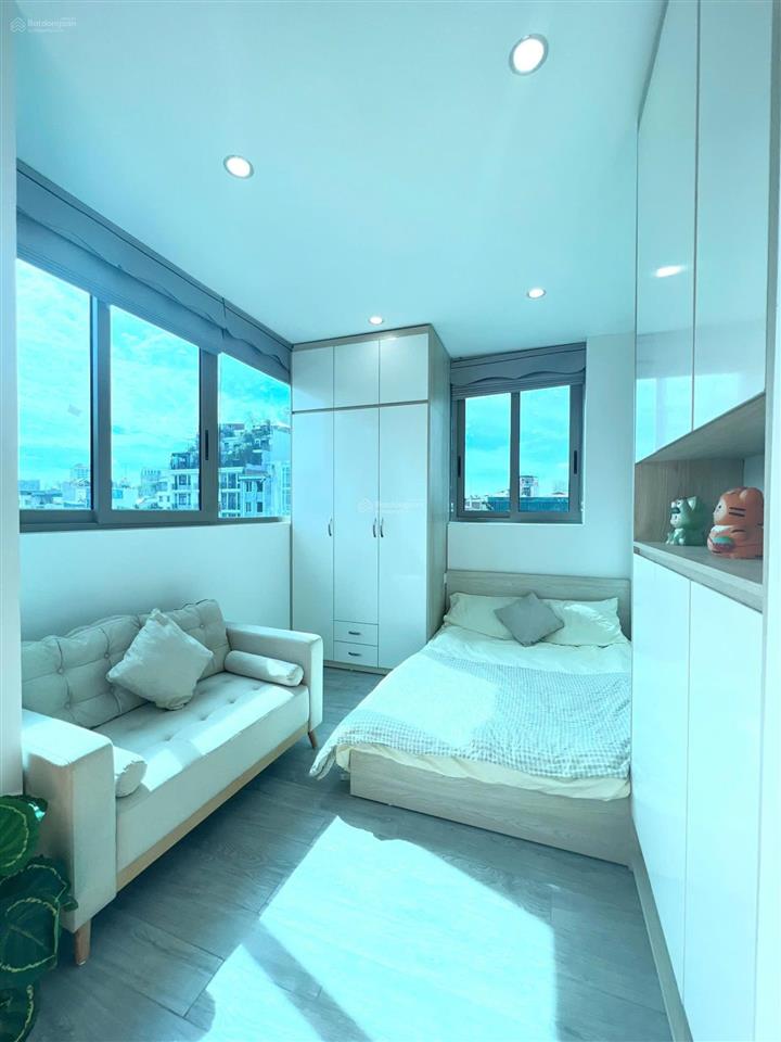 Bán nhà ngõ 290 kim mã lô góc 7 tầng thang máy dòng tiền 100tr/tháng
