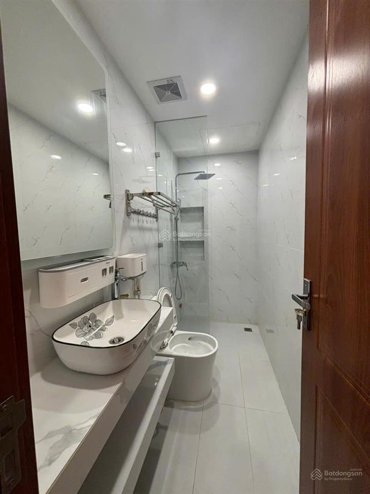 Bán căn hộ cao cấp 18t1 lê văn lương trung hòa nhân chính 116m2 căn góc 3 ngủ giá 10 tỷ