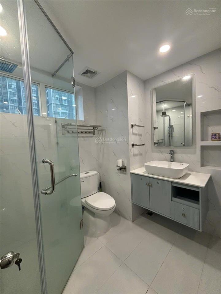 Bán căn hộ cao cấp 18t1 lê văn lương trung hòa nhân chính 116m2 căn góc 3 ngủ giá 10 tỷ