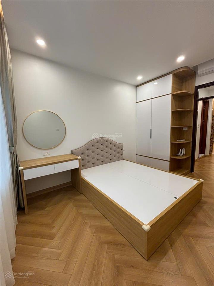Bán căn hộ cao cấp 18t1 lê văn lương trung hòa nhân chính 116m2 căn góc 3 ngủ giá 10 tỷ