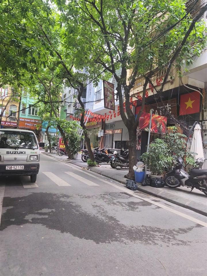 Cho thuê tòa nhà 7 tầng thang máy phố trung kính, cầu giấy 60m2 giá chỉ 50 triệu/tháng