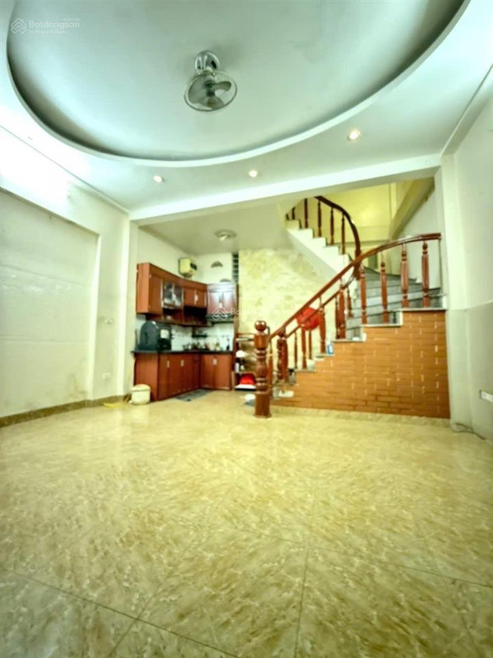 Cho thuê nhà mạc thái tông, trung kính | 45m x 4 tầng | 3 phòng ngủ | 23 triệu/tháng