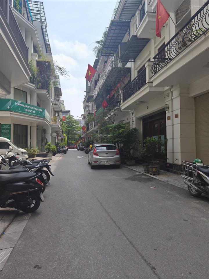 Cho thuê nhà khu 90 nguyễn tuân, thanh xuân 75m2 5 tầng mặt tiền 6m 40 triệu/tháng
