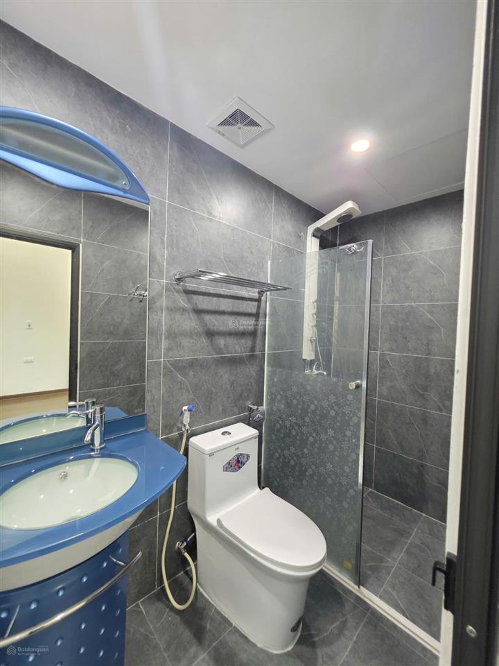 Bán nhà xây mới phố dương quảng hàm hai mặt ngõ đường ô tô 50m2 6 tầng giá 22 tỷ