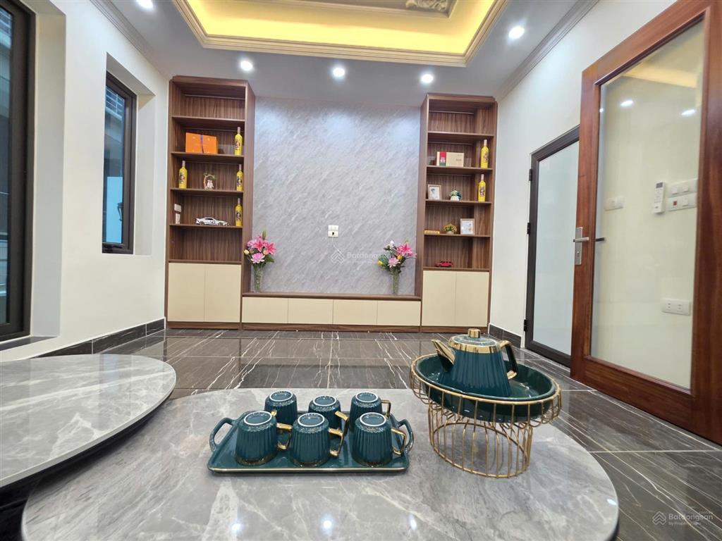 Bán nhà xây mới phố dương quảng hàm hai mặt ngõ đường ô tô 50m2 6 tầng giá 22 tỷ