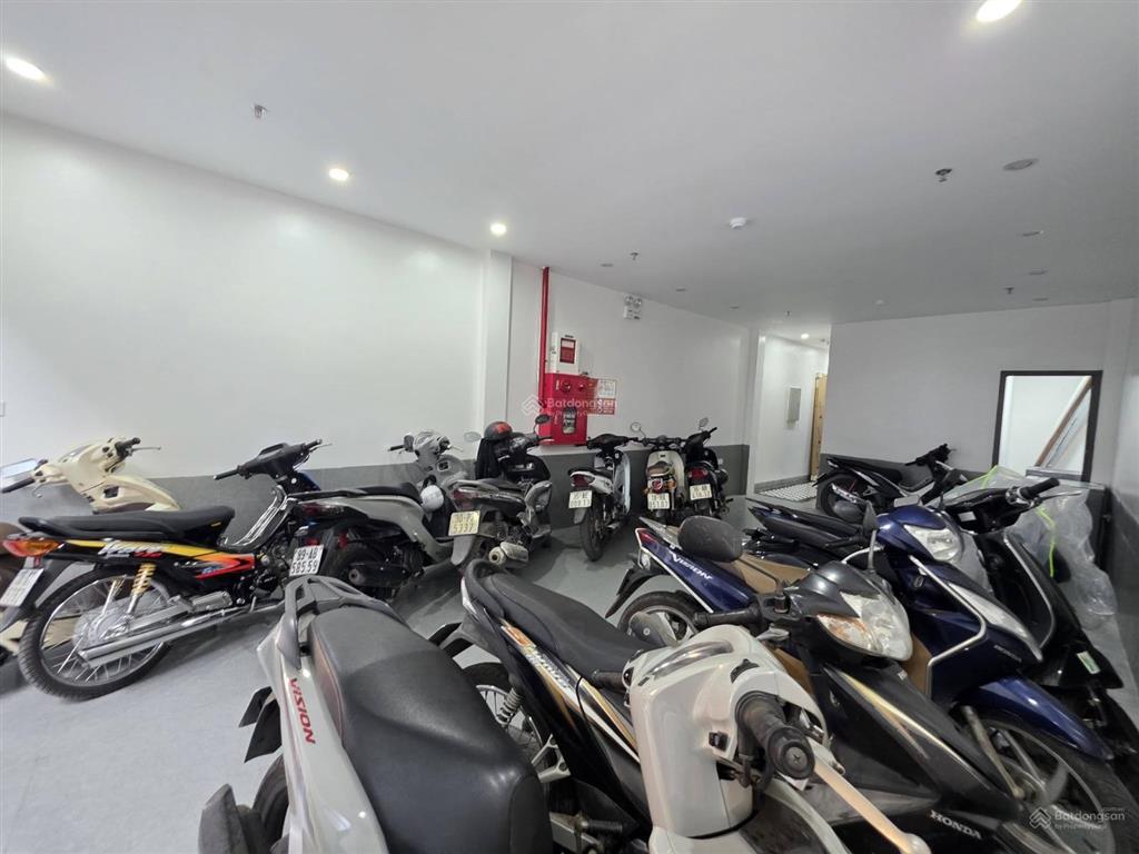 Bán nhà ngõ 145 quan nhân  thanh xuân  80m  8 tầng thang máy, dòng tiền 1,2 tỷ/năm  giá 18,5tỷ