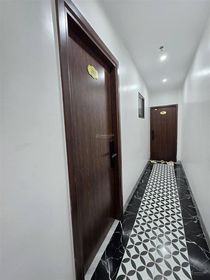 Bán nhà ngõ 145 quan nhân  thanh xuân  80m  8 tầng thang máy, dòng tiền 1,2 tỷ/năm  giá 18,5tỷ
