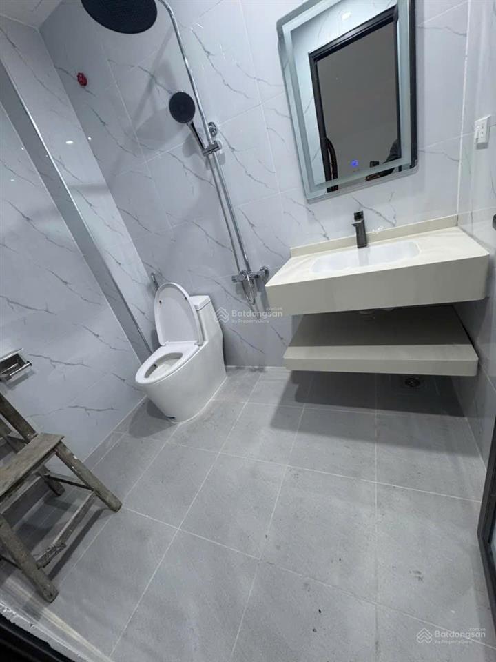 Bán nhà đẹp ngõ 90 hoàng ngân thang máy  full nội thất nhà mới ở ngay