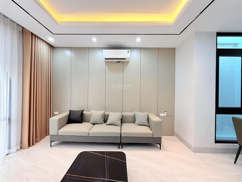 Bán nhà phố trần duy hưng  8 tầng thang máy  ô tô vào nhà  kinh doanh đỉnh  giá 28tỷ