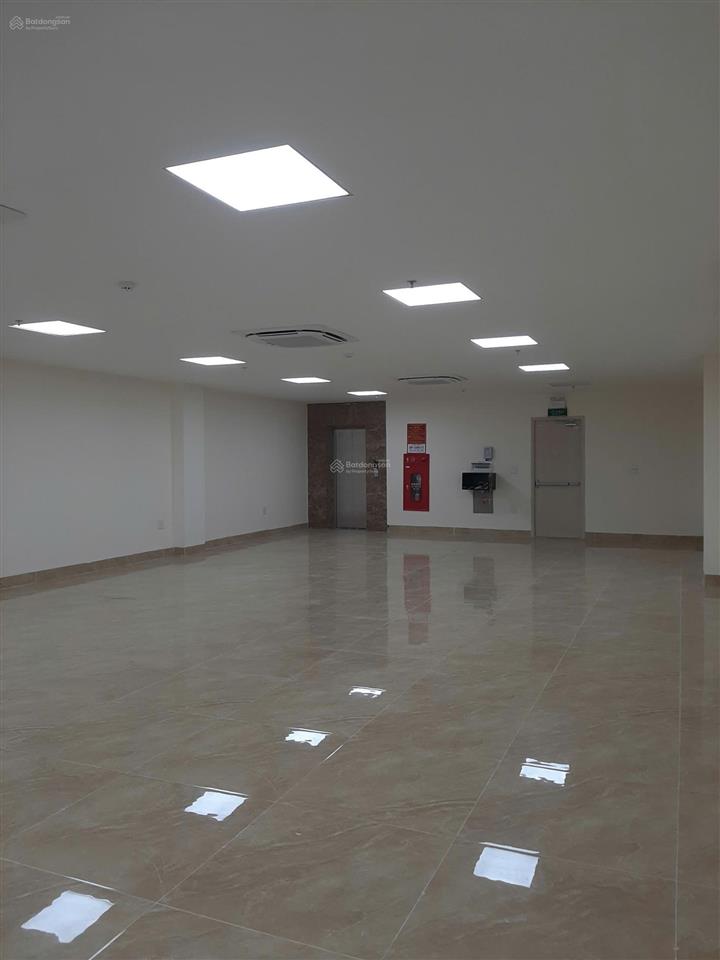 Bán tòa văn phòng mặt phố vũ tông phan  210m  8 tầng thang máy  sàn thông  giá 130 tỷ