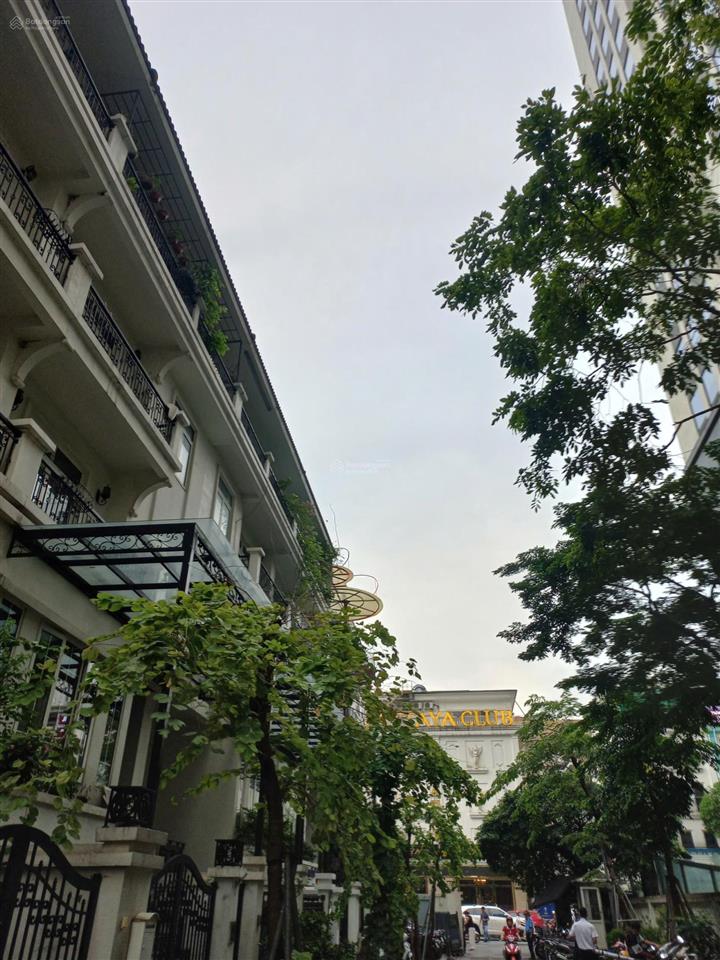 Bán tòa nhà văn phòng khu 201 nguyễn tuân, thanh xuân. vị trí đắc địa