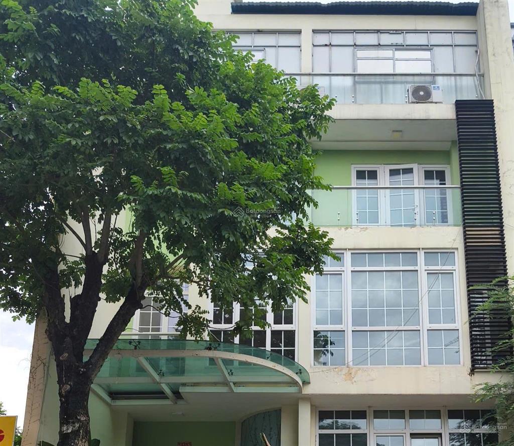 Cho thuê biệt thự vũ phạm hàm trung yên 180m 5 tầng mt 11m thang máy 80 triệu/tháng