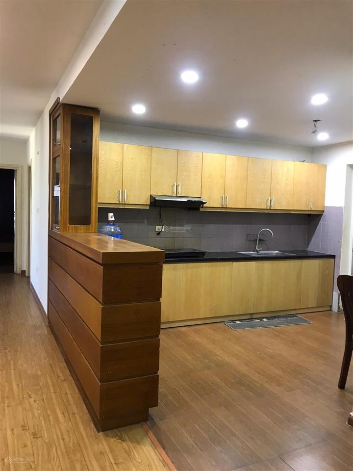 Cho thuê căn hộ tòa m5 nguyễn chí thanh 150m 3 phòng ngủ full nội thất chỉ 18 triệu/tháng