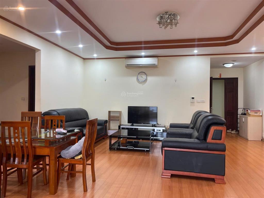 Bán căn hộ 152,5m tòa 29t2 n05 hoàng đạo thúy căn góc, 3pn, nhà đẹp giá 90 triệu/m