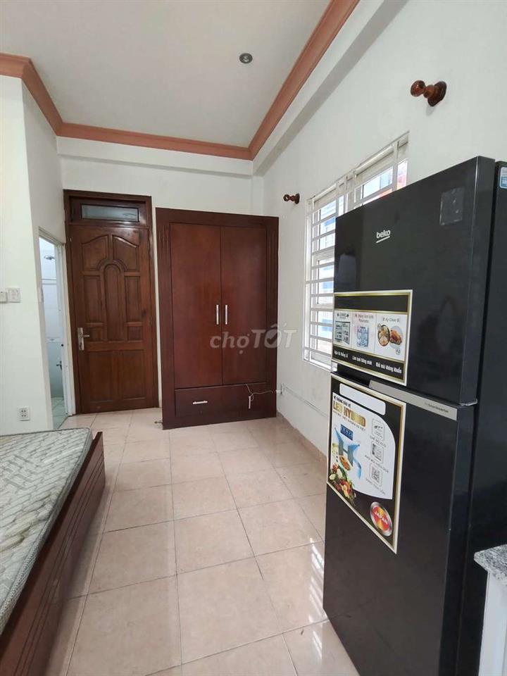 Cho thuê căn hộ đầy đủ nội thất