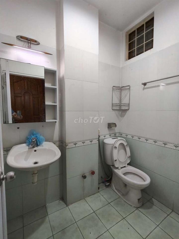 Cho thuê căn hộ đầy đủ nội thất