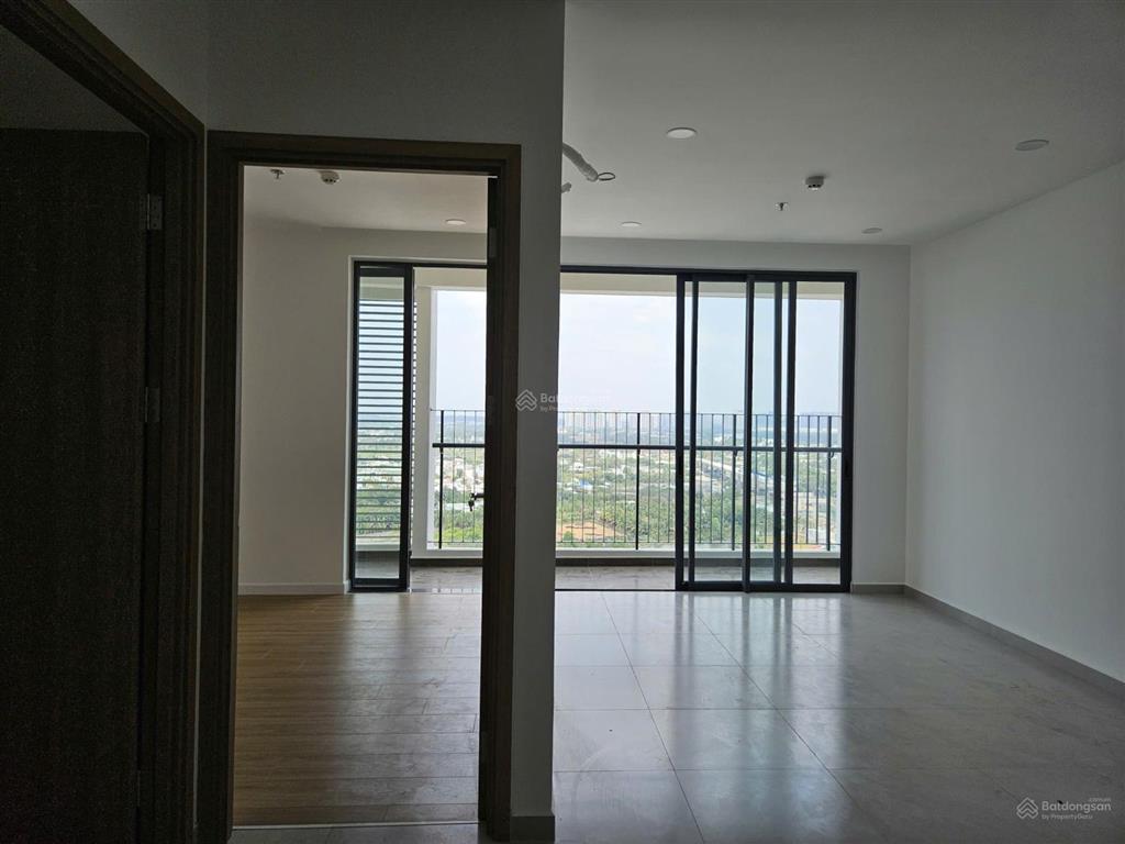 Cần bán gấp căn 2pn 2wc mt eastmark city 73,4m² giá chỉ 3 tỷ 99 có sẵn hđ thuê 7tr/tháng