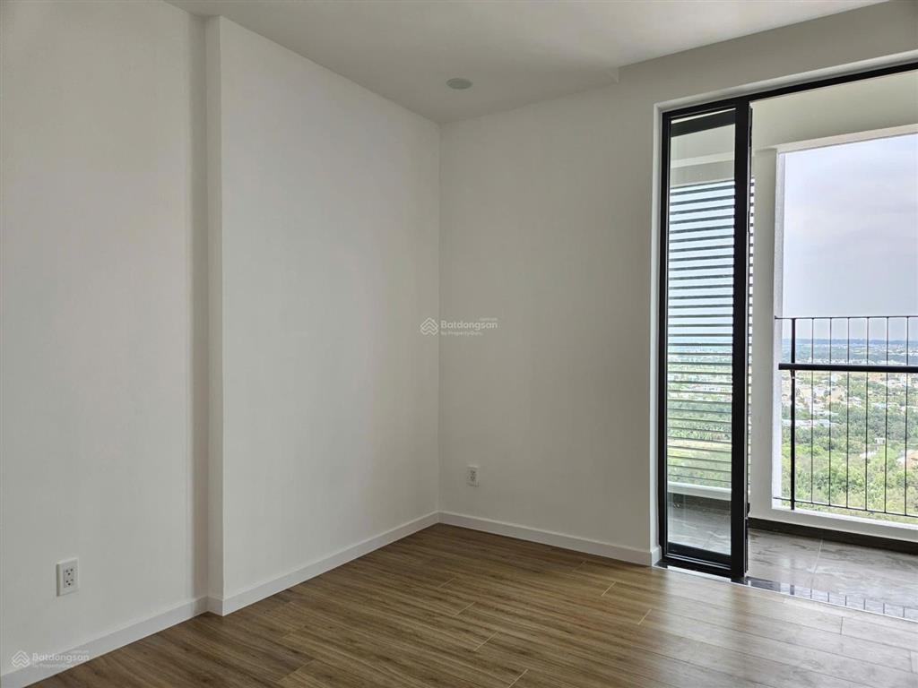 Cần bán gấp căn 2pn 2wc mt eastmark city 73,4m² giá chỉ 3 tỷ 99 có sẵn hđ thuê 7tr/tháng